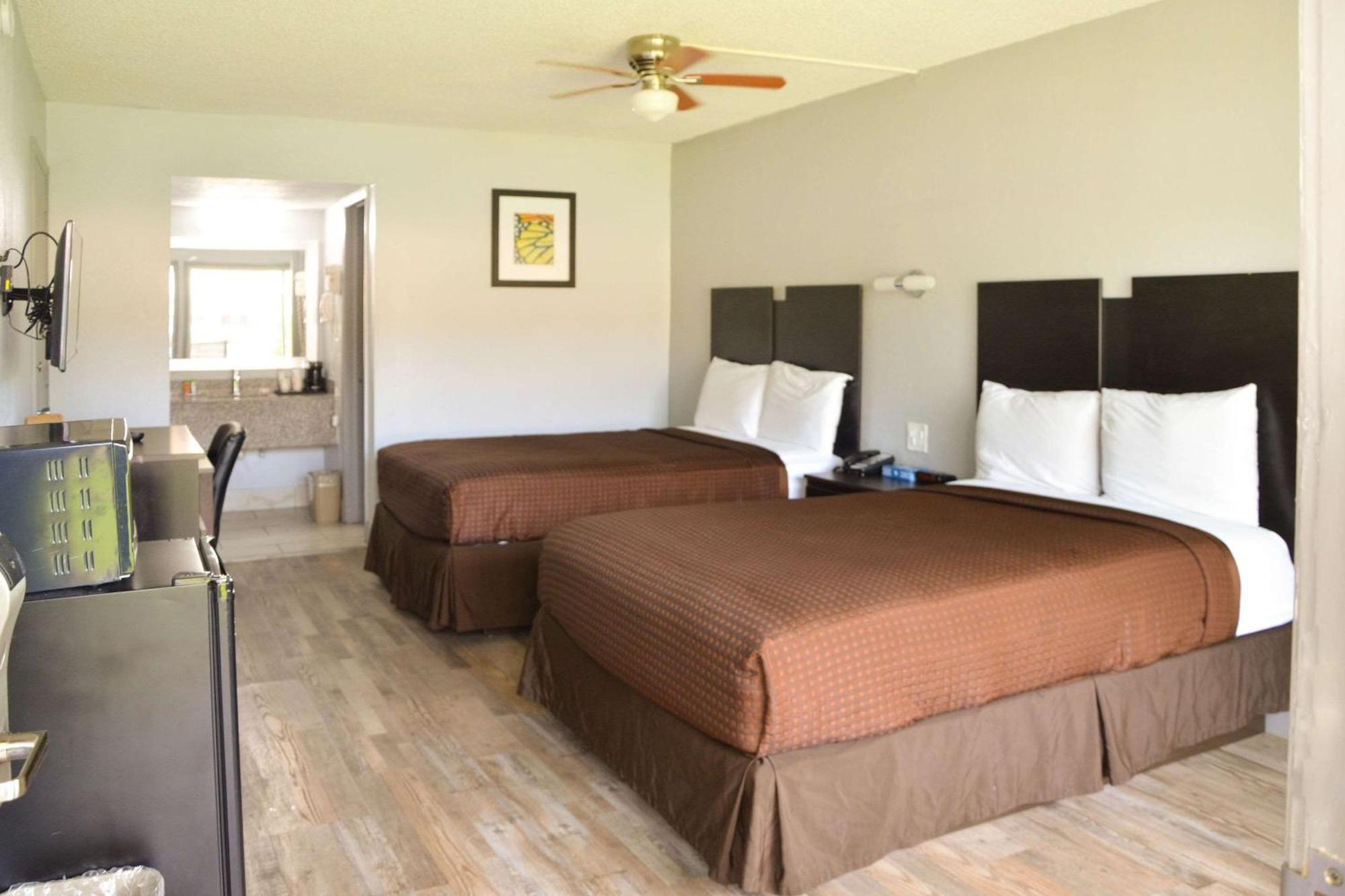 Rodeway Inn Sun City Center Εξωτερικό φωτογραφία