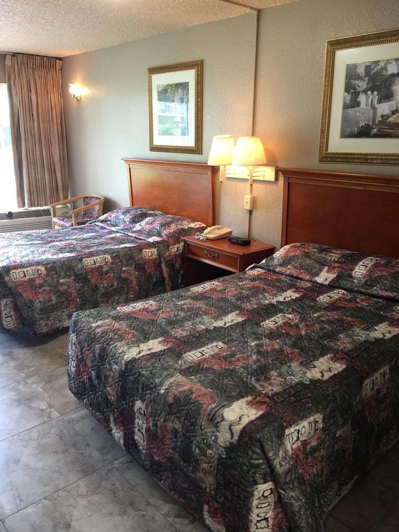 Rodeway Inn Sun City Center Εξωτερικό φωτογραφία